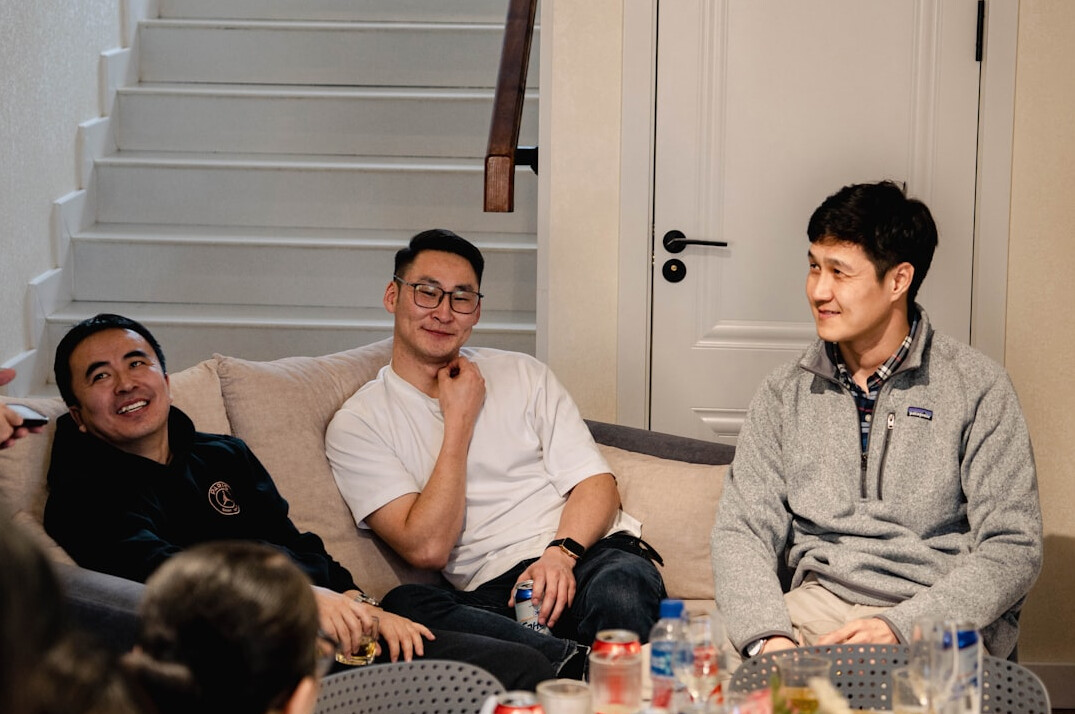 people discussing politics in group